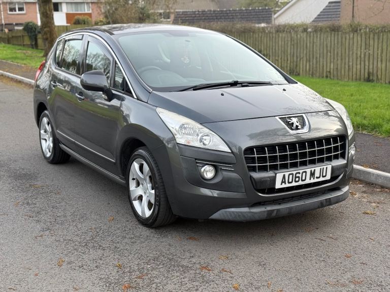 Peugeot, 3008, Hatchback, 2010, Semi-Auto, 1560 (cc), 5 doors