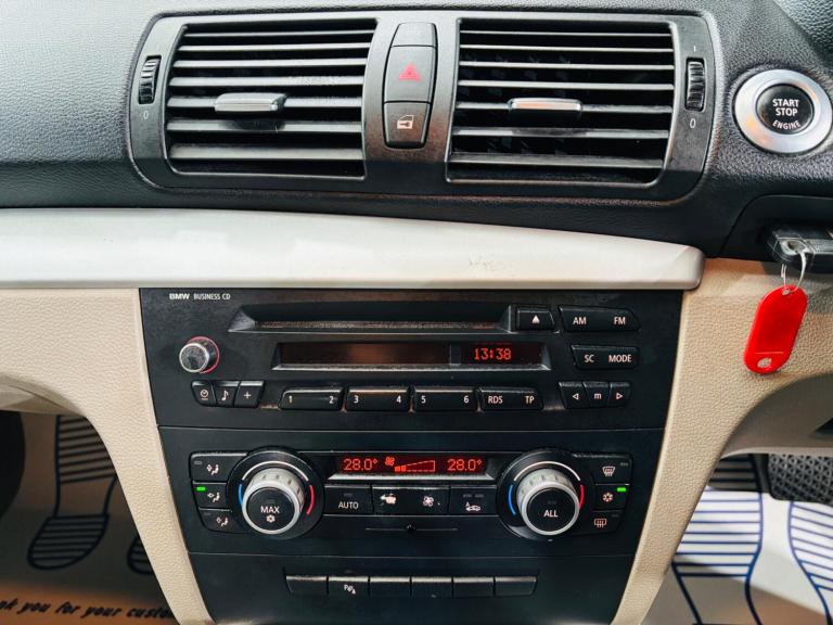 2010 BMW 1 Series 2.0 120d SE Steptronic Euro 5 5dr HATCHBACK Diesel Automatic