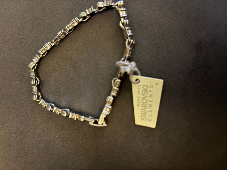 Brand new Swarovski element bracelet for sale