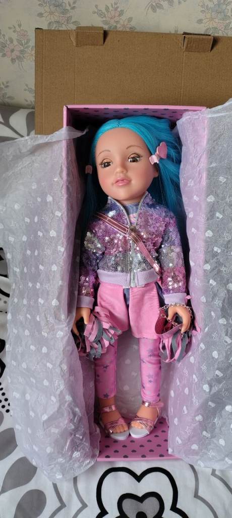 Design a friend doll