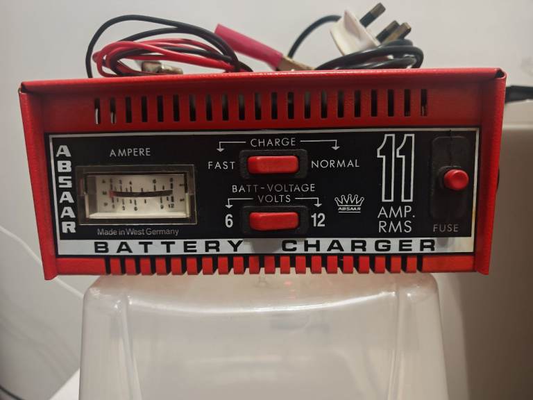 Car battery charger 
