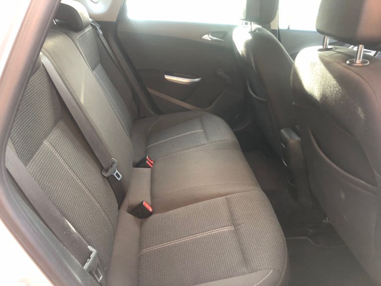 Vauxhall, ASTRA, Hatchback, 2011, Other, 1956 (cc), 5 doors