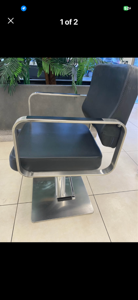 7 salon styling chairs