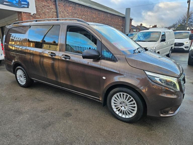 2015 Mercedes-Benz Vito 119 BLUETEC LONG CREWCAB AUTOMATIC Crew Van Diesel Automatic