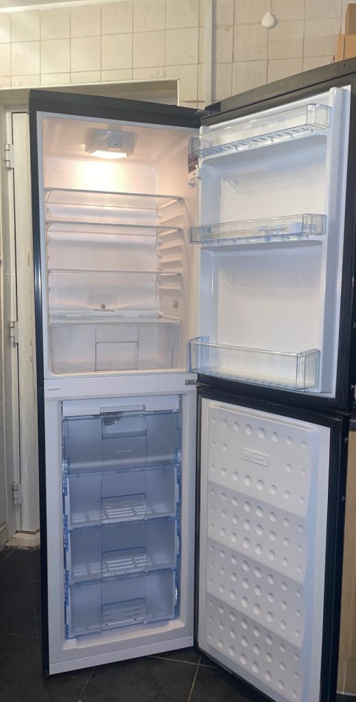 BEKO FROST FREE FRIDGE FREEZER FREE DELIVERY 🚚