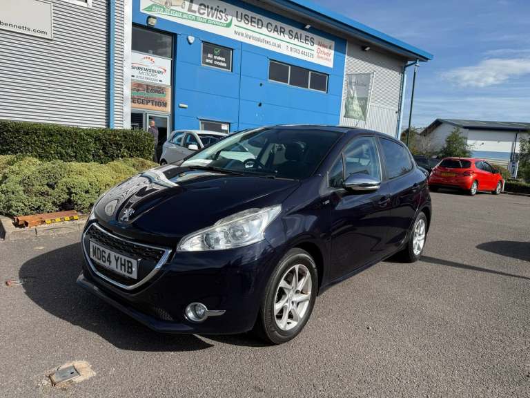 2015 Peugeot 208 1.2 VTi PureTech Style Hatchback 5dr Petrol Manual Euro 6 (82