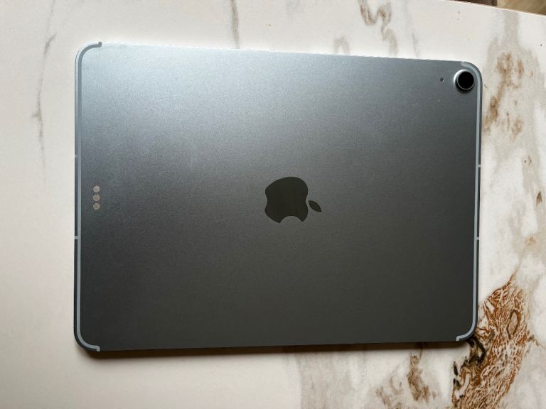 Apple iPad Air 11 inch (M3) 1TB - Grey-blue. 