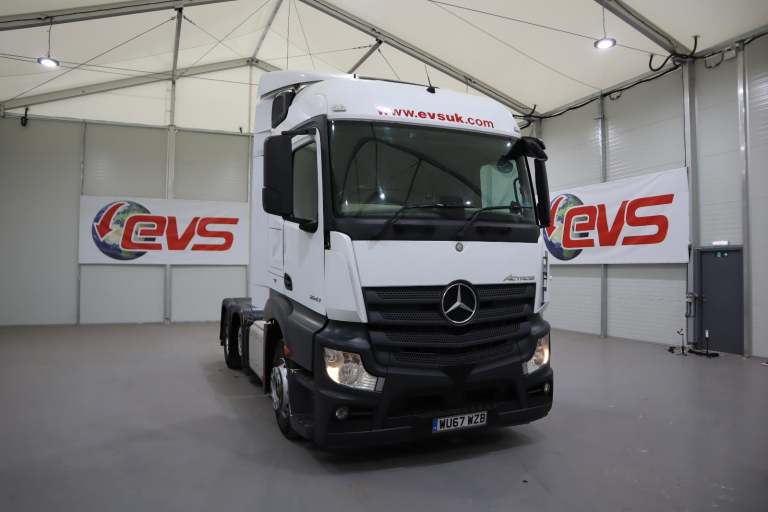 2017 (67 PLATE) Mercedes Benz Actros 2543 6x2 Euro 6 Tractor Units