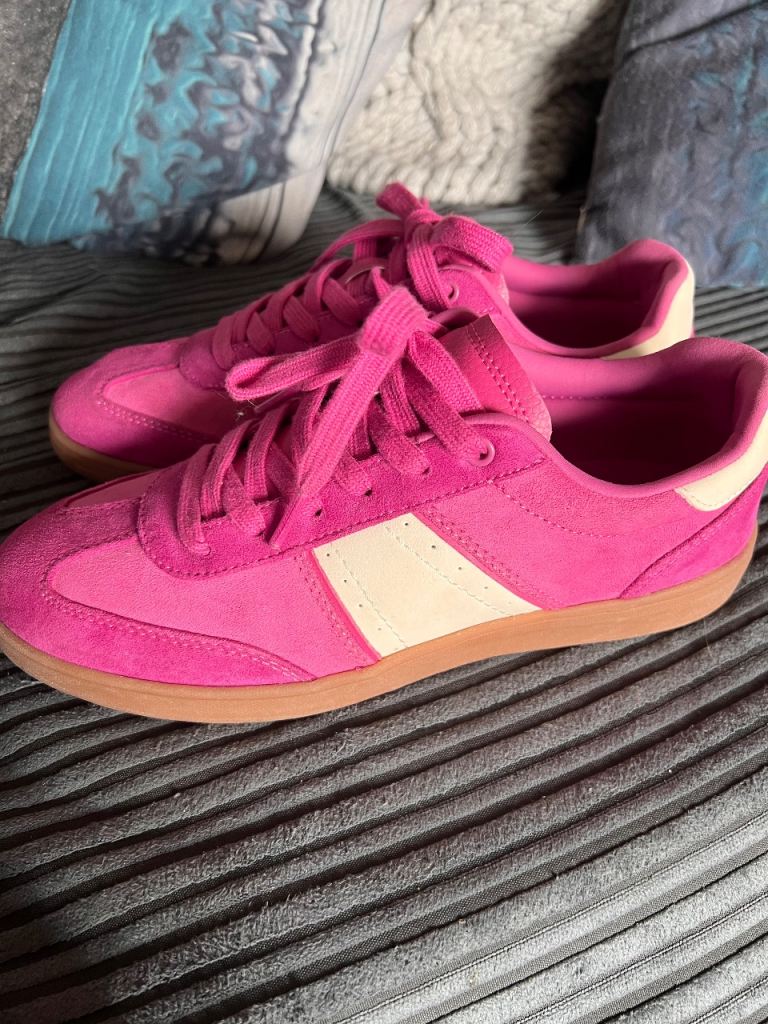 Women’s Zara Trainers size 6