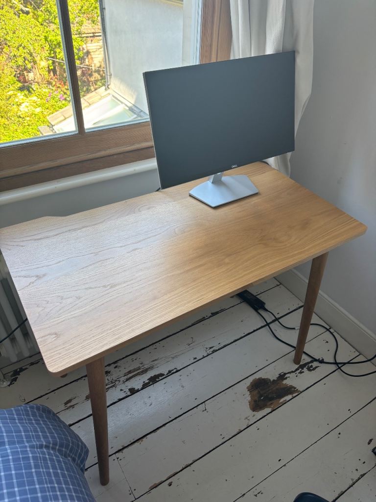 Timber veneer Desk 