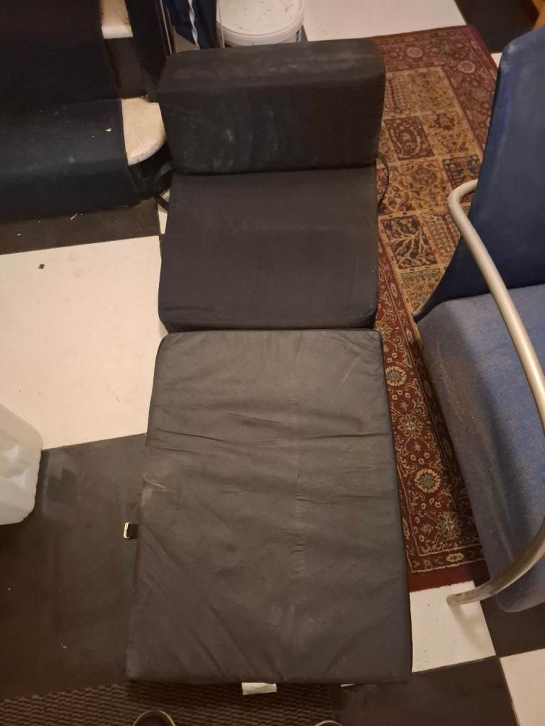 Free foldaway bed chair