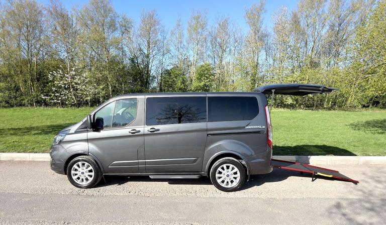 2018 Ford Tourneo Custom 2.0 Tdci  *6 SEATS* Wheelchair Accessible Vehicle WAV MPV Diesel Manual