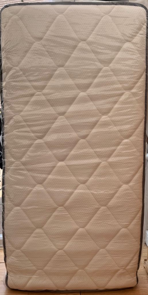 Hybrid Build Foam + Spring Mattress – Single, new