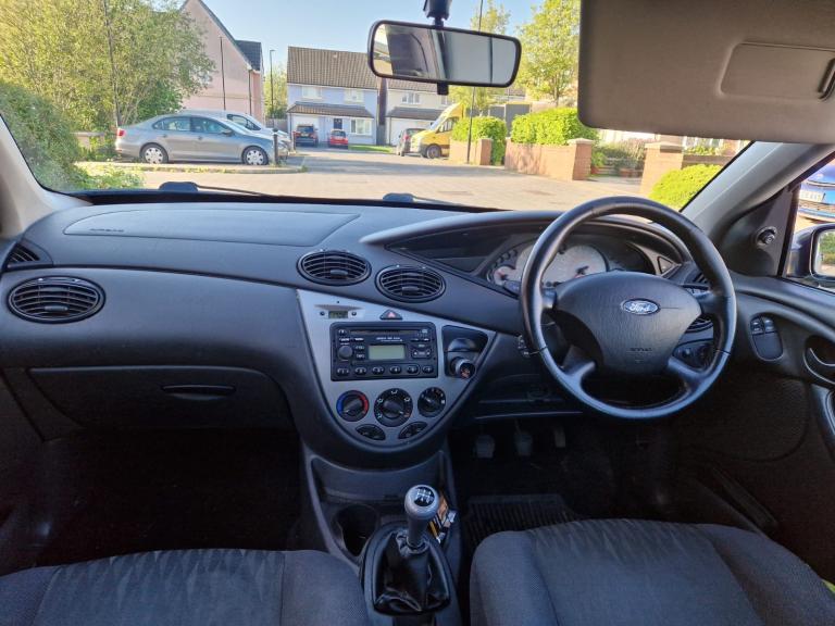 Ford, FOCUS, Hatchback, 2004, Manual, 1596 (cc), 5 doors
