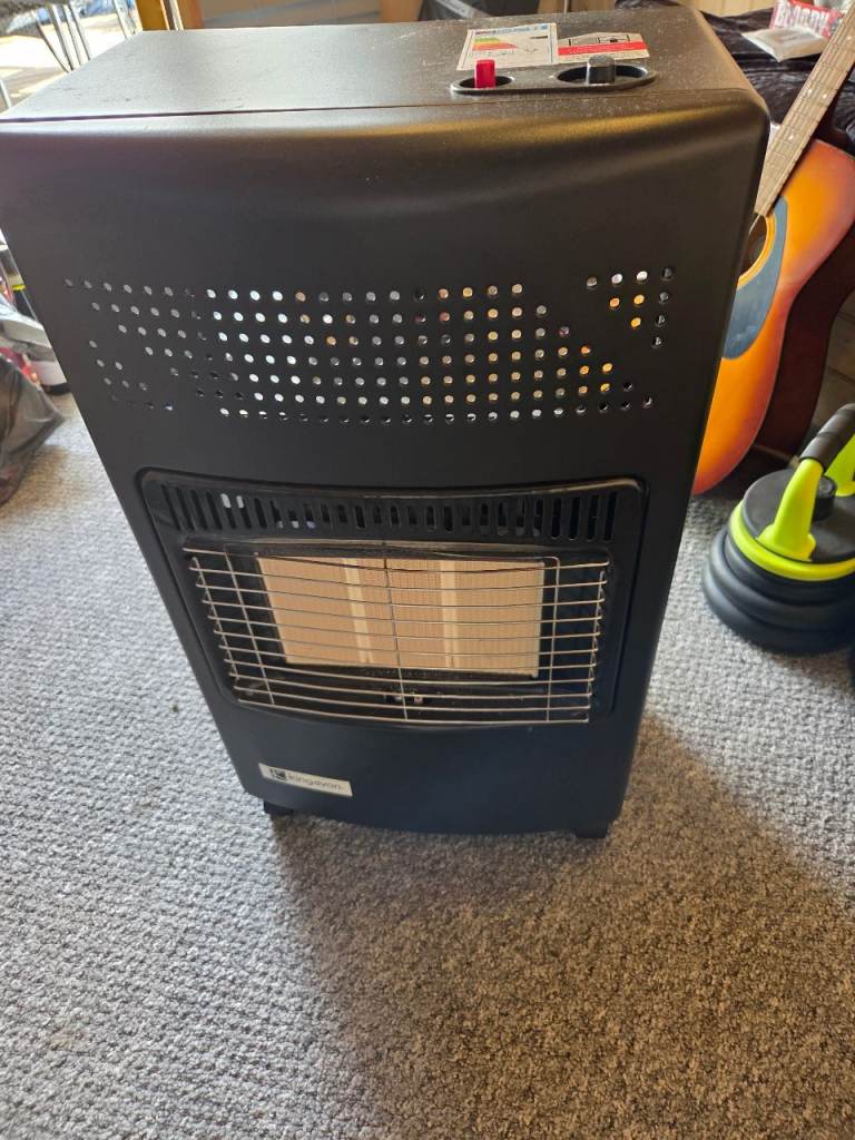 Kingavon Gas Heater with Gas bottle included.