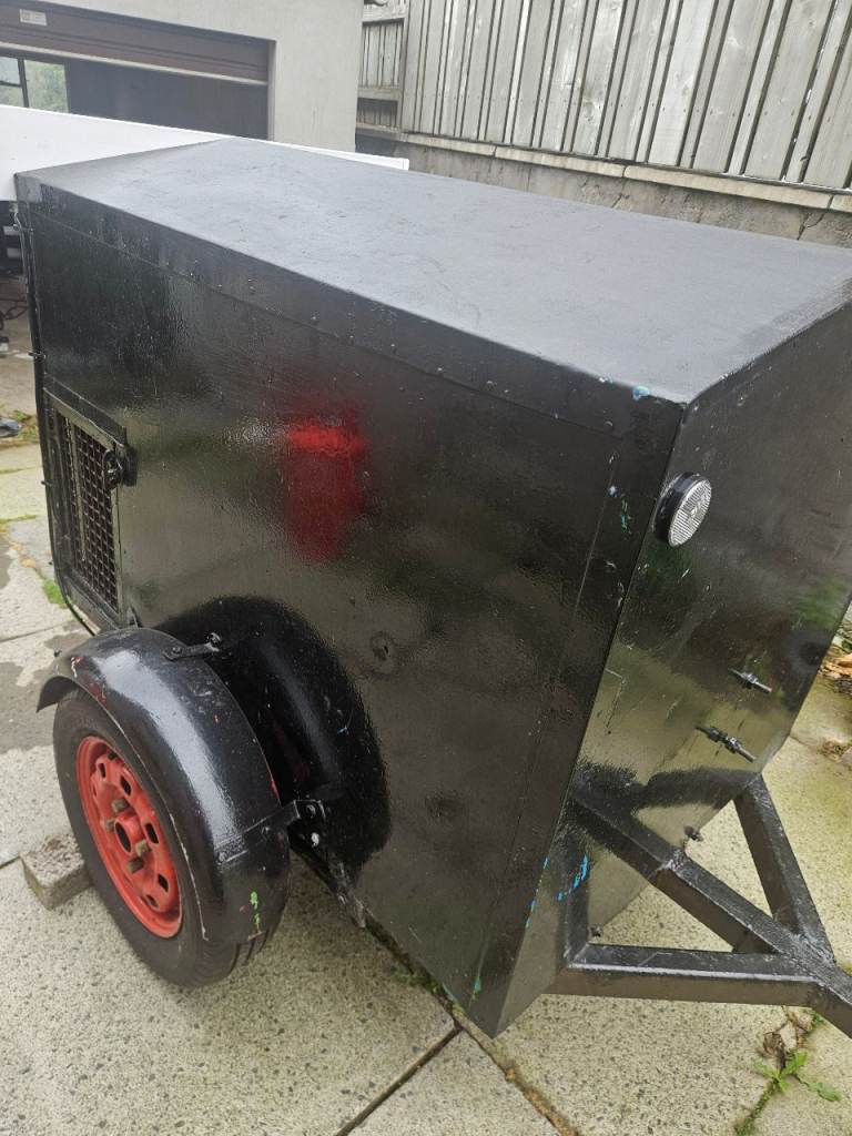 Dog trailer
