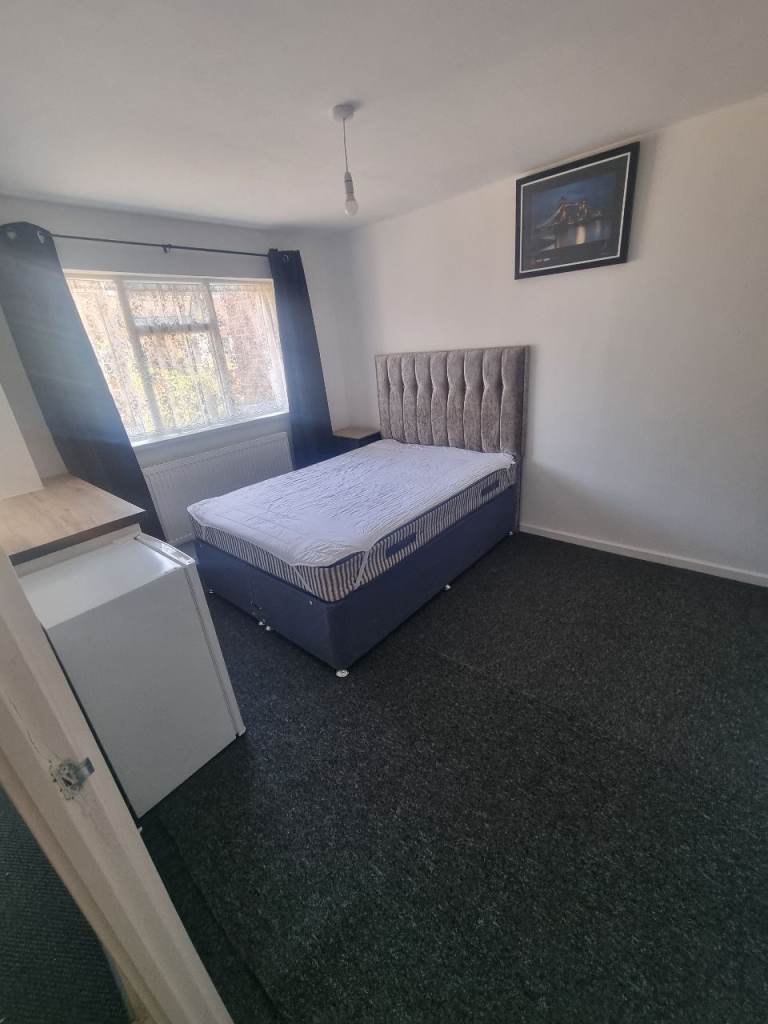 Double room for rent 