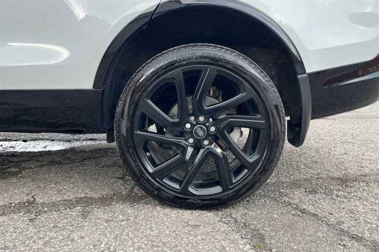 2019 Land Rover Discovery 2.0 SD4 HSE 5dr Auto ESTATE DIESEL Automatic