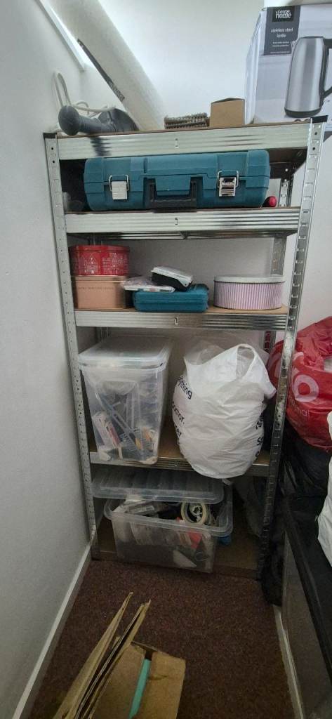 Metal Shelving Unit – Good Condition