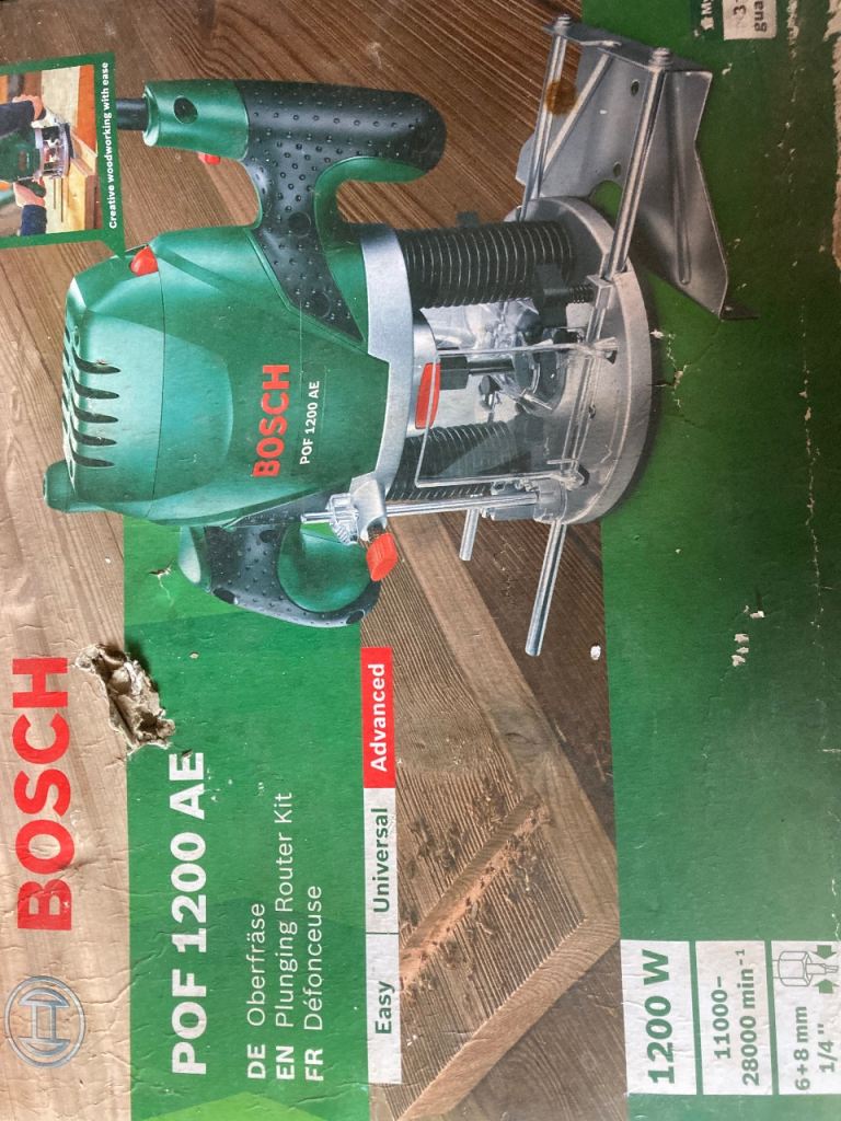 Bosch POF 1200 AE Plunging Router Kit – New