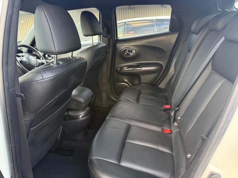 2016 Nissan Juke 1.2 DiG-T Tekna 5dr HATCHBACK Petrol Manual