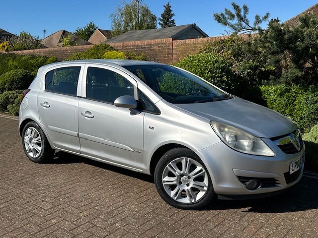 2008 VAUXHALL CORSA 1.4 AUTOMATIC 2 KEYS 12 MONTHS MOT 5 DOOR BARGAIN!