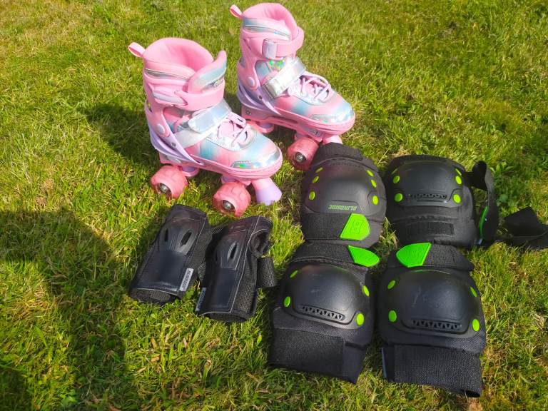 image for Glitter Glow Roller Skates with LED wheels UK size 13 - 2 and Protective Gear size M