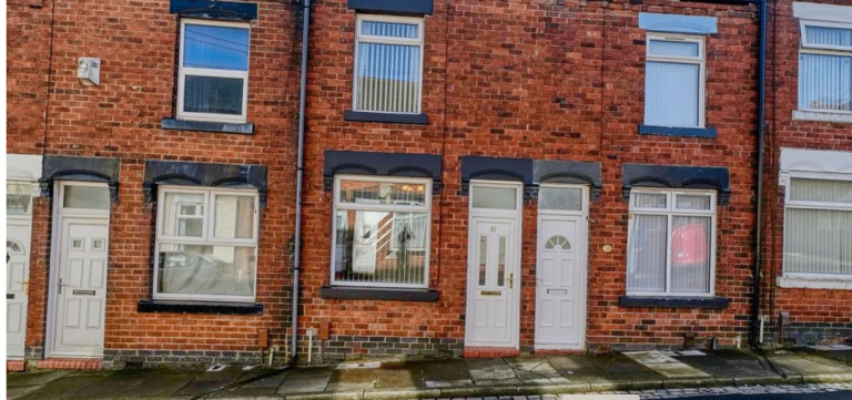 2 bed house available 
