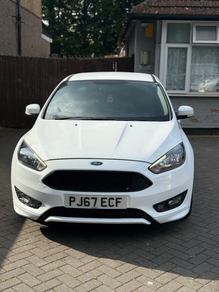 Ford, FOCUS, Hatchback, 2017, Manual, 999 (cc), 5 doors