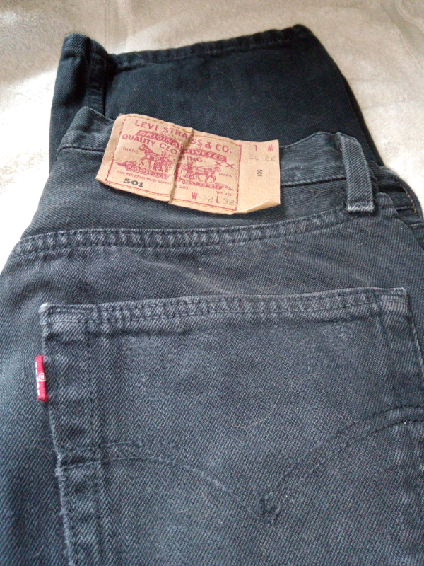 Pair of Levi's jeans in good condition 