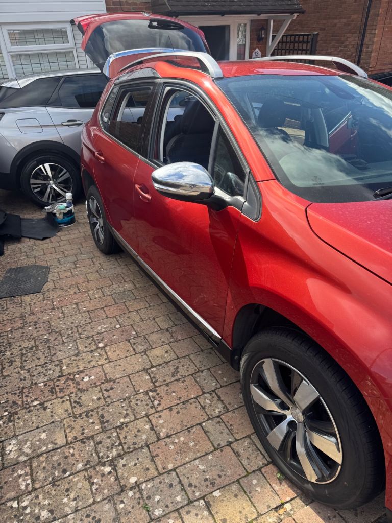 Peugeot, 2008, e hdi ulez compliant Hatchba, 2016, Manual, 1560 (cc), 5 doors