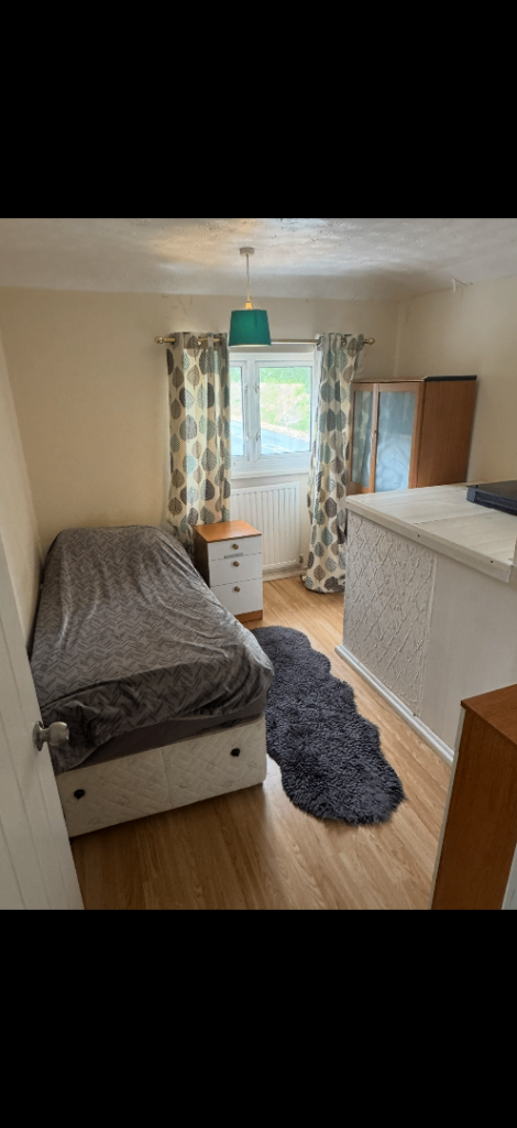 Single room to rent 