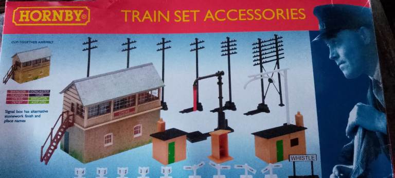 Hornby Train Set Accessories – New in Box