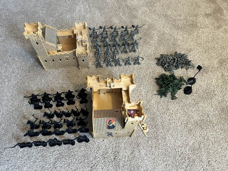 Knights and Castles Playset (plus Toy Soldiers)