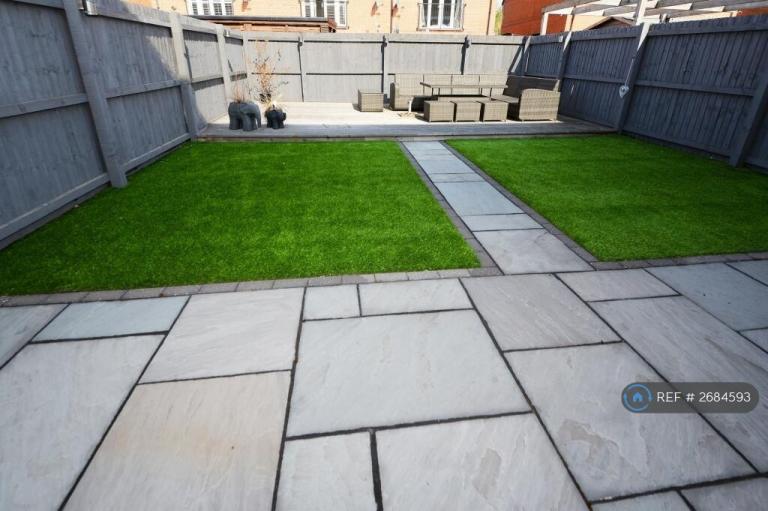 3 bedroom house in Woodhouses Avenue, Audenshaw, Manchester, M34 (3 bed) (#2684593)