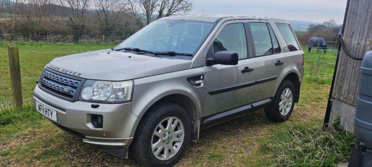 Land Rover, FREELANDER, Estate, 2011, Manual, 2179 (cc), 5 doors