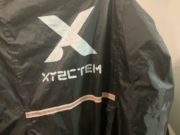 Motor bike cover ex big like new