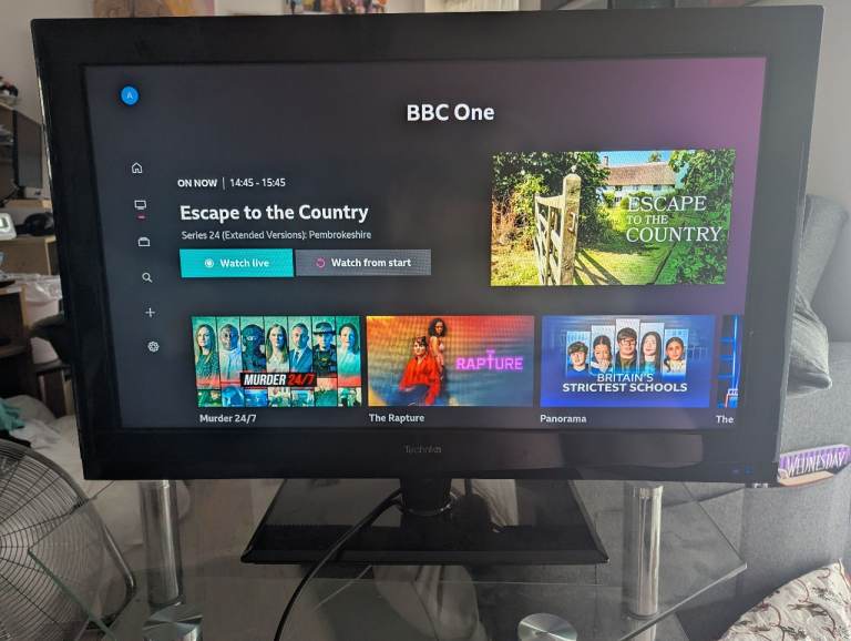 32inch technika TV