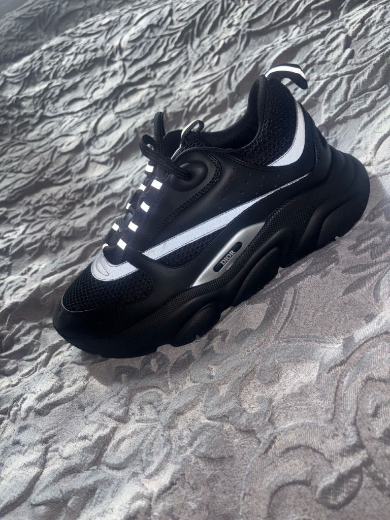 Dior b22s size 8 and size 6.5 open to offers 