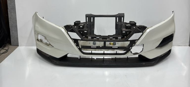 Nissan Qashqai front bumper + fog lamp +grill  2017 - 2020 