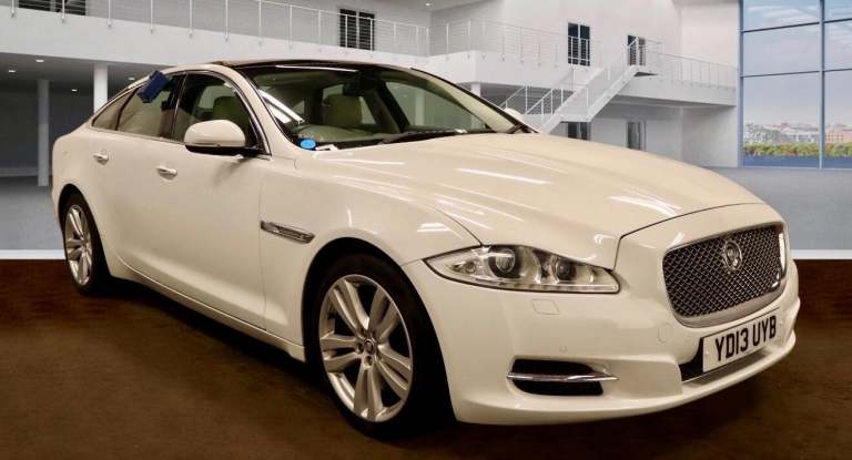 2013 Jaguar XJ 3.0 V6 Supercharged Premium Luxury 4dr Auto SALOON PETROL Automatic