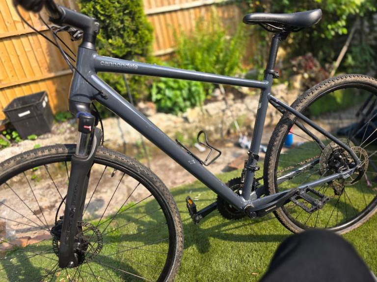 Cannondale Hybrid Bike Quick CX3