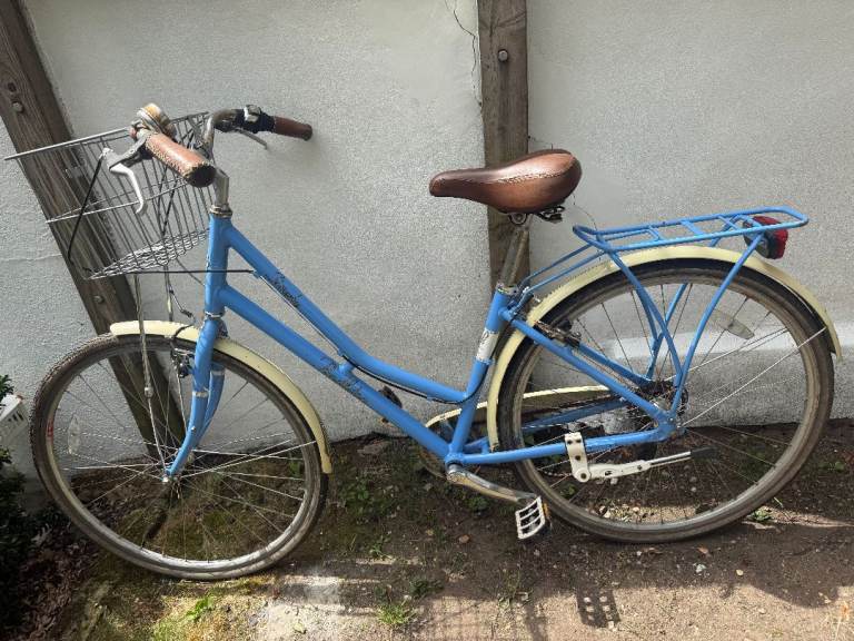 Light Blue Pendleton City Bike with Basket