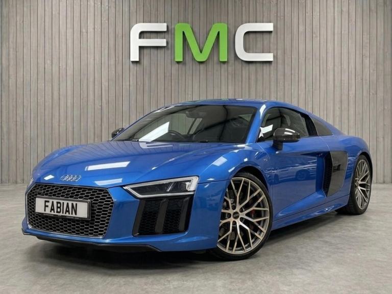 2016 Audi R8 5.2 FSI V10 S Tronic Quattro **£22,000 Spec - Stunning Example**