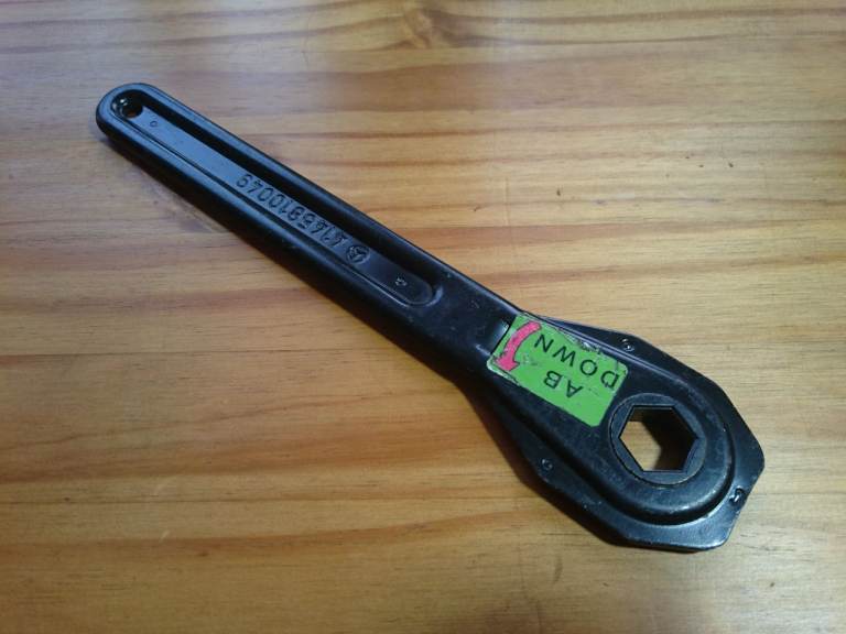 Mercedes A E S Class Spare Wheel Ratchet Key Jack Spanner, CAN POST