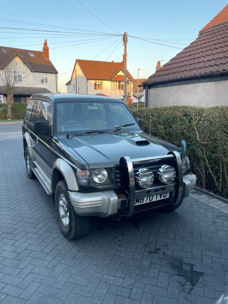 Mitsubishi, 1994, 2830 (cc)