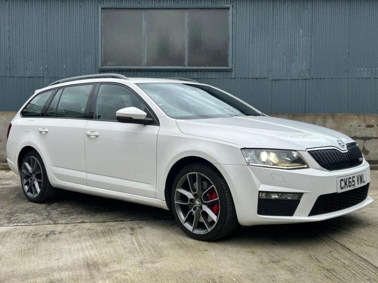 2015 Skoda Octavia 2.0 TDI vRS Euro 6 (s/s) 5dr (SNav) ESTATE Diesel Manual