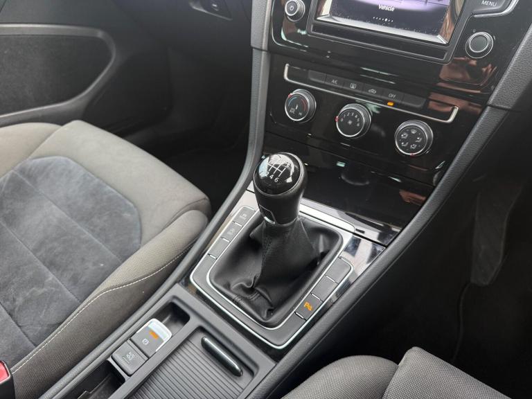 2013 Volkswagen Golf 2.0 TDI BlueMotion Tech GT Euro 5 (s/s) 5dr HATCHBACK Diesel Manual