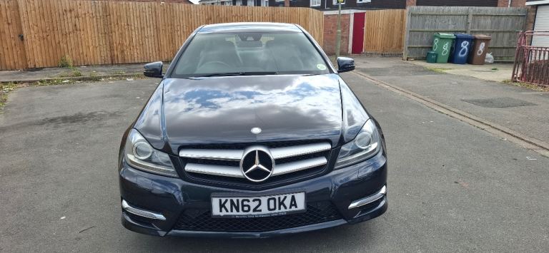 Mercedes C-Class 180 Sport Saloon – Black, Good Condition