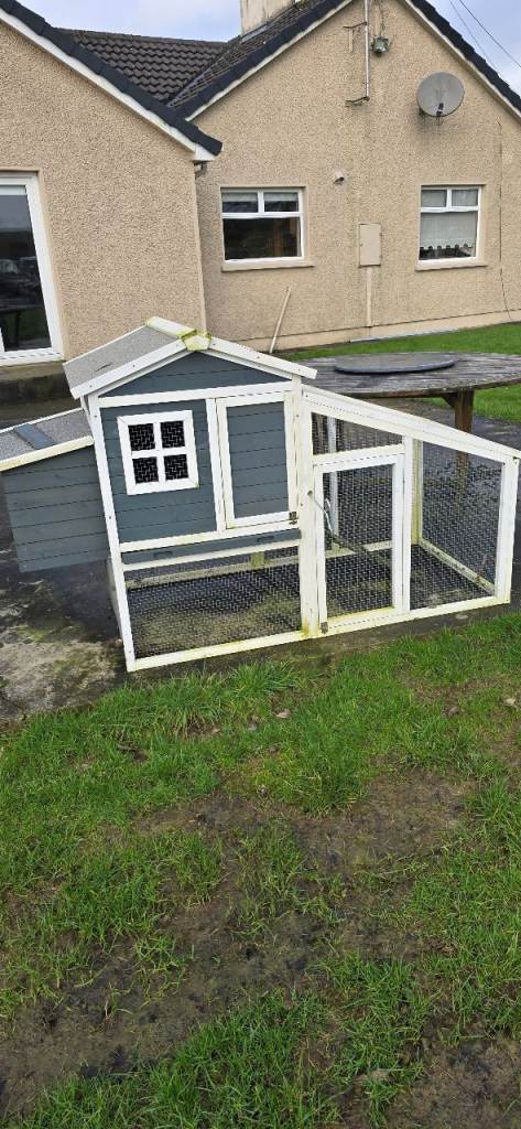 Chicken coop